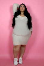 Load image into Gallery viewer, &quot;Loudy&quot; Knitted Dress
