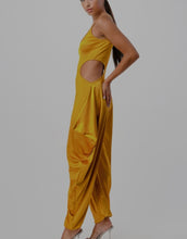 Load image into Gallery viewer, &quot;Flaunt It&quot; jumpsuit

