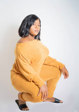 Load image into Gallery viewer, &quot;Off The Shoulder&quot; Curve Two Piece Set
